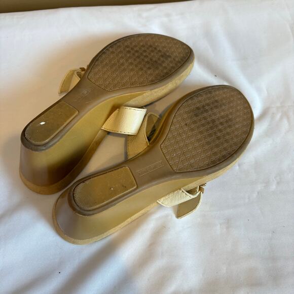 Nine West Levehim Silver Sandals Thong Woman Size 7 - Picture 6 of 7